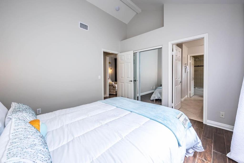 The White Beach House Of Huntington Huntington Beach Eksteriør billede